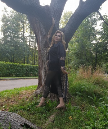 В Москве я создам для тебя атмосферу полной расслабленности и сексуальной развратности. Могу предложить тебе широкий спектр услуг - от классического секса до горячего стриптиза. Мой опыт и страсть позволят нам испытать непередаваемое удовольствие. Убедись в этом сам, взглянув на мои фото. Уверяю, ты останешься в полном восторге. ⭐️ Обращайся ко мне, и я подарю тебе незабываемые моменты удовольствия. 💋 #москвапроститутка #опытнаяиндивидуалка #нежнаялюбовница 3644, 42 года